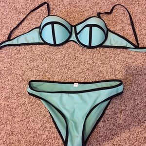 Blue dupe triangl bikini