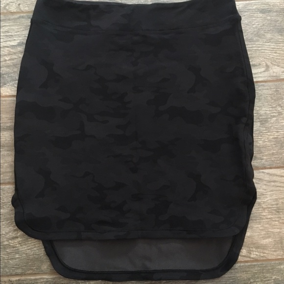 Lulu lemon City Skirt Camo