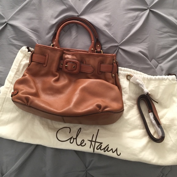 Cole Haan Handbags - Cole Haan brown leather handbag