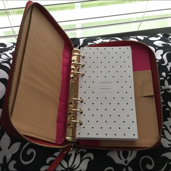 Kate Spade RED Rare Wellesley Planner / Agenda - Picture 2 of 4