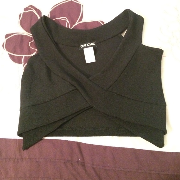 Black crop top