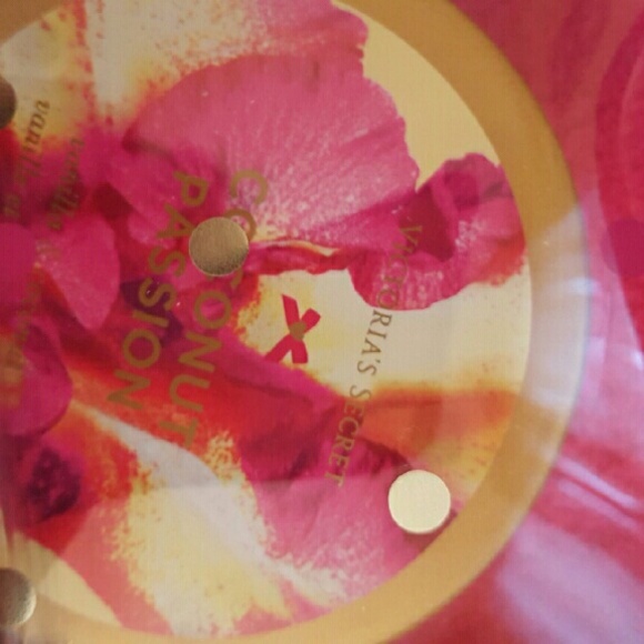 Victorias Secret Bedtime Beauty Kit NEW! - Picture 3 of 4