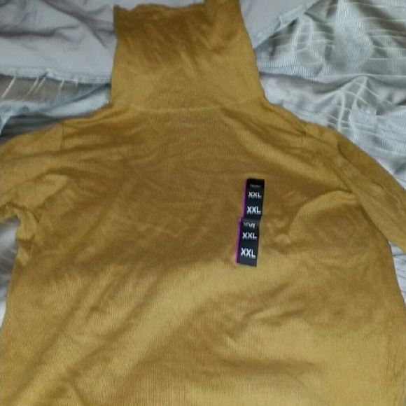 Tan long sleeve turtleneck