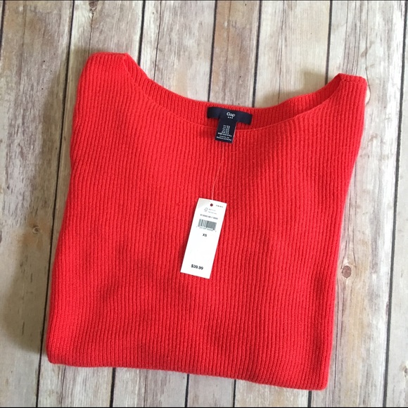 NWT GAP Boat neck sweater - Picture 4 of 4