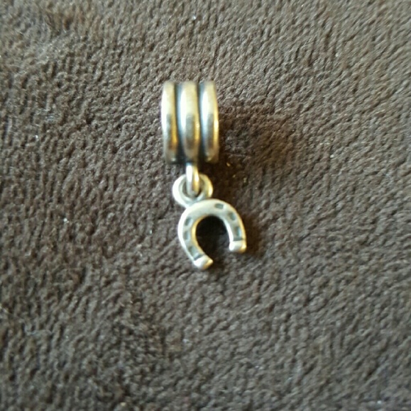 Pandora horse shoe charm