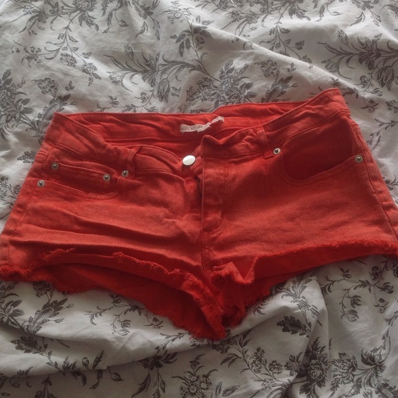 Orange short shorts