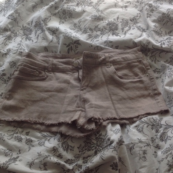 Short shorts