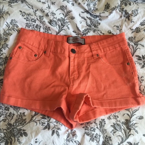 orange shorts