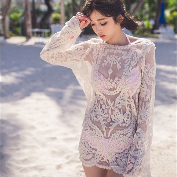 FRIDAY SPECIAL! Lace Beach Coverup