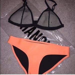 LOOKING FOR tilly sunburst set!