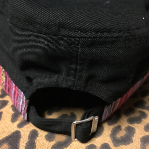 Baseball style hat - Picture 3 of 4