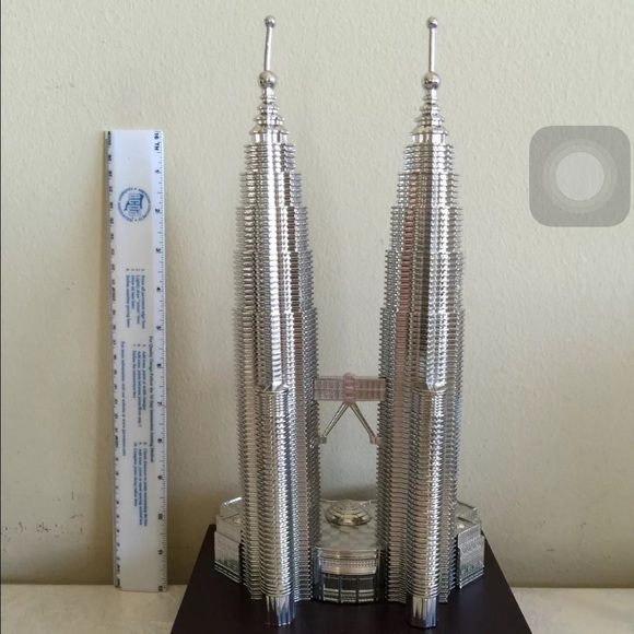 Petronas Twin Towers Malaysia 12"