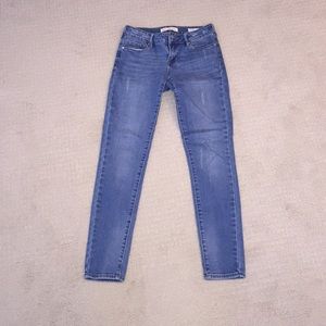 bullhead size 0 lightwash jeans