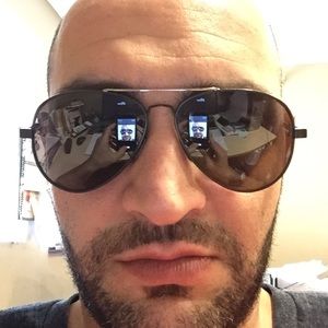 Meet your Posher, Farid