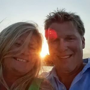 Meet your Posher, Dee