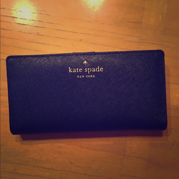 Kate spade black Stacey wallet