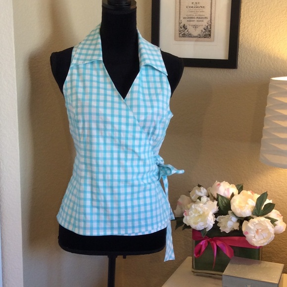 Lilly Pulitzer Tops - Lilly Pulitzer Sleeveless Wrap Top 🎀