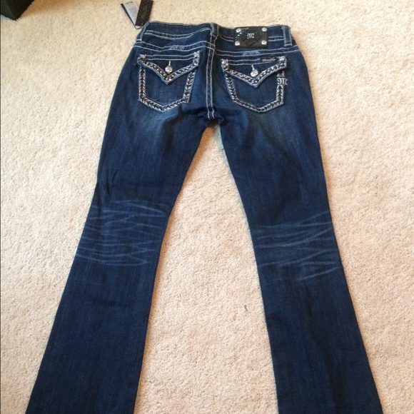 NWT Miss Me jeans! - Picture 2 of 4
