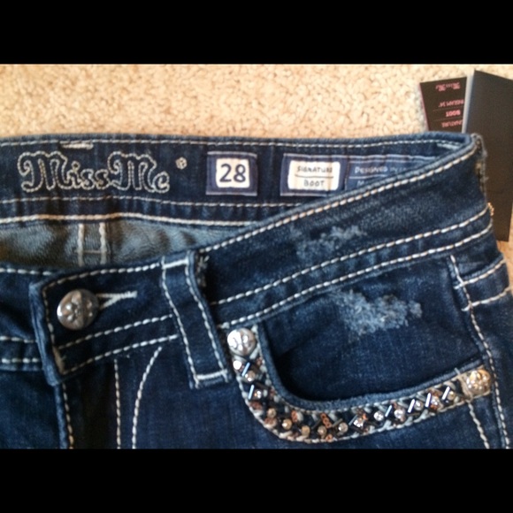 NWT Miss Me jeans! - Picture 4 of 4