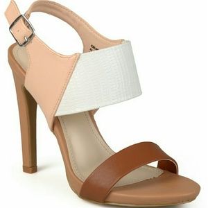 NWOT comes with the box