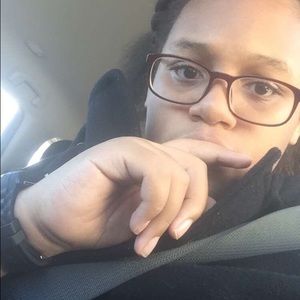 Meet your Posher, Brianna