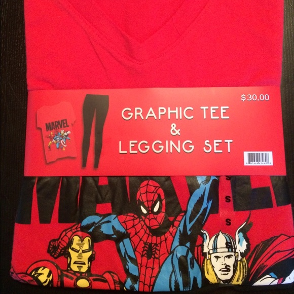 *NEW* graphic tee & legging set- Marvel comics:) - Picture 1 of 1