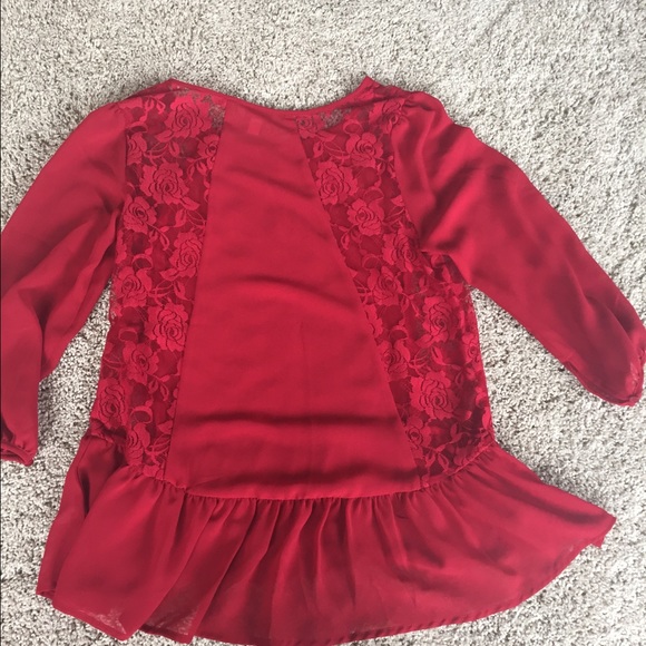 Red lace top - Picture 2 of 2