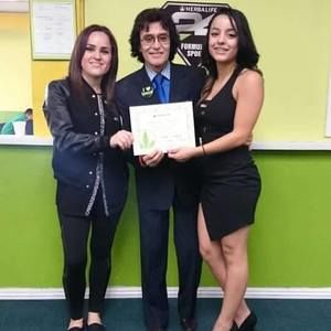 Meet your Posher, Azucena