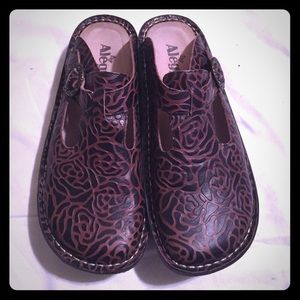 Brown Alegria Classic Pro