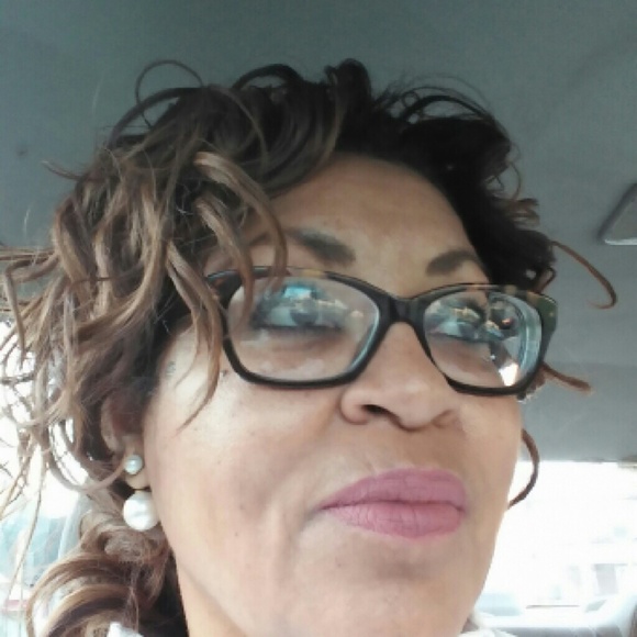 Meet your Posher, Daisy - Picture 2 of 3