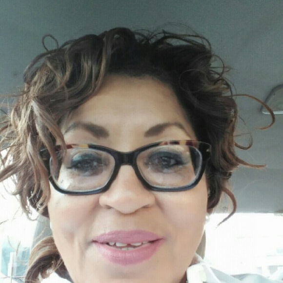 Meet your Posher, Daisy - Picture 3 of 3