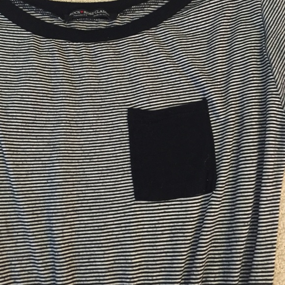 black and white striped dress w/ pocket - Picture 2 of 4