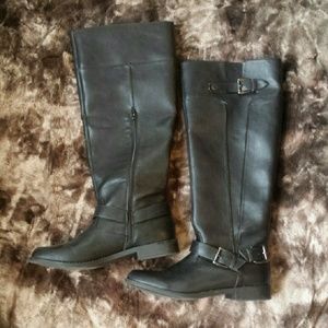 Size 11 black tall boots