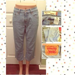 💥 Clear-out Price 💥👖Levi's Capri's👖