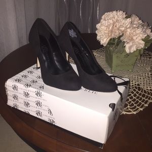 Suede black pumps Rock & Republic