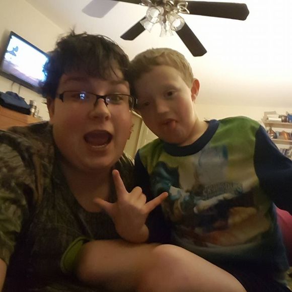 Meet your Posher, Kaitlen - Picture 1 of 1