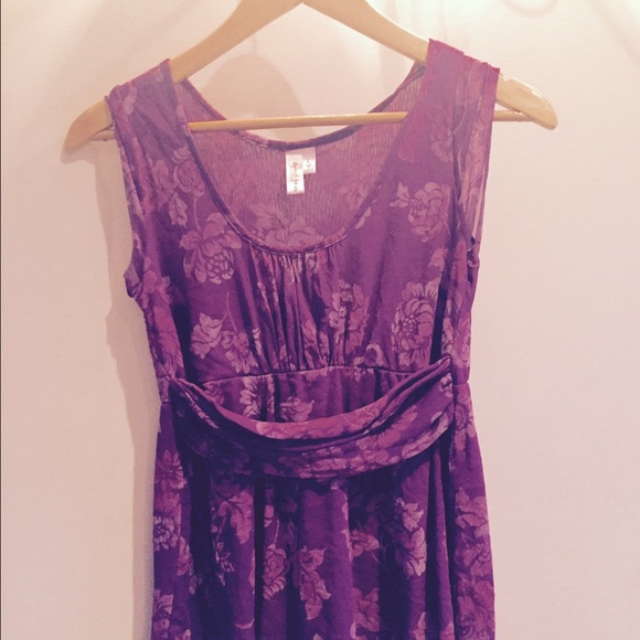 Sweet Pea Sleeveless Blouse. Size L. Purple. - Picture 2 of 2