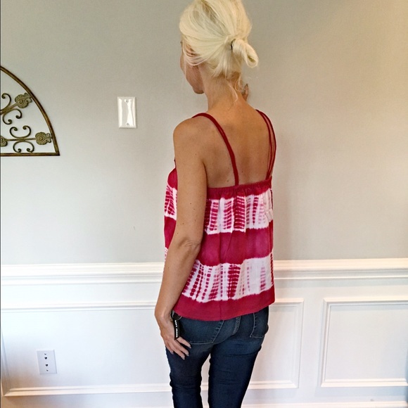 Add on GIFT 🎁 tie die hot pink embellished tank! - Picture 2 of 4