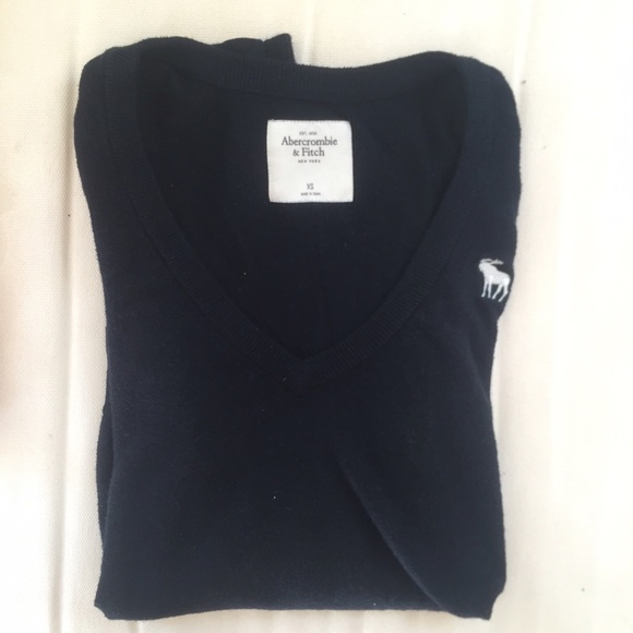 Navy Abercrombie & Fitch Knit Sweater