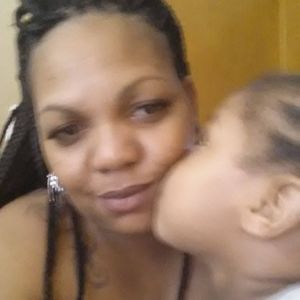 Meet your Posher, Felicia