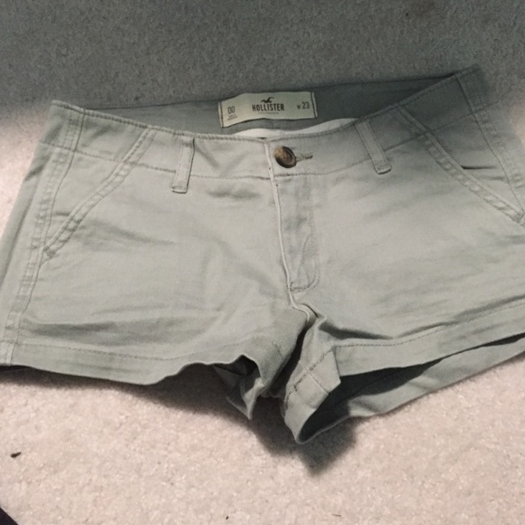 Hollister kaki green jean shorts