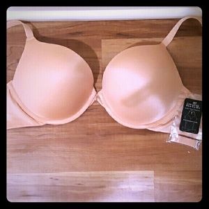 Frederick's of Hollywood