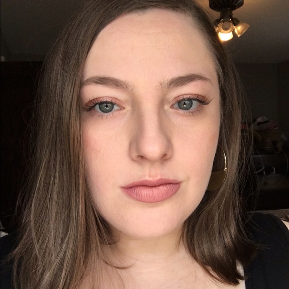 Meet your Posher, Randi - Picture 1 of 1