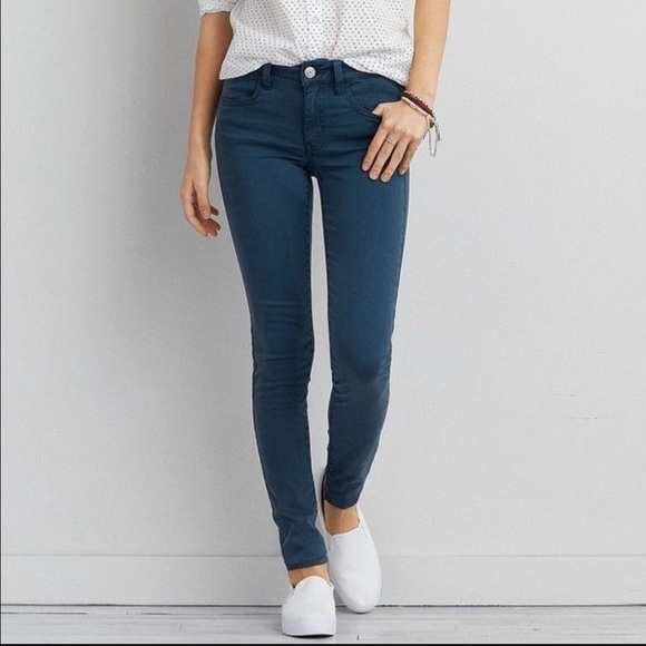 American Eagle skinny jeans. Jeggings.