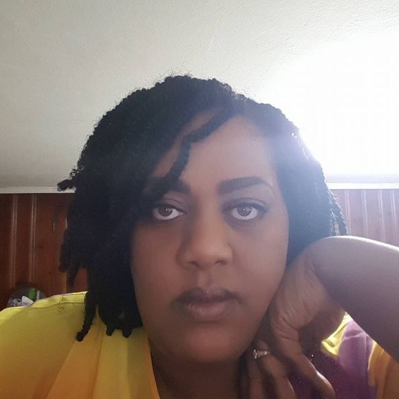 Meet your Posher, Tamika - Picture 1 of 1
