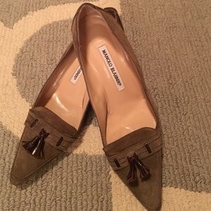 Manolo Blahnik Army Green Suede Kitten Heels