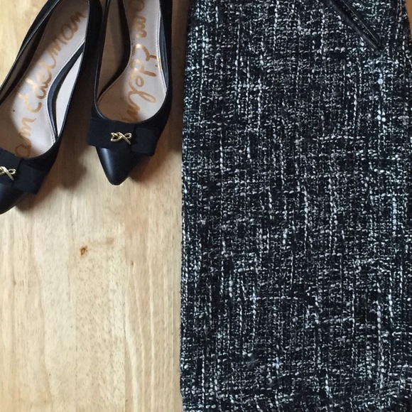 SOLD! Black Tweed Dress with Leather Details - Picture 4 of 4