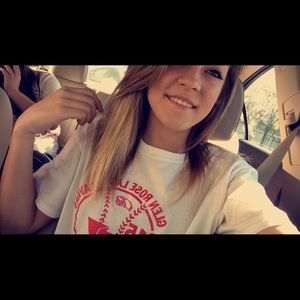 Meet your Posher, Bailey