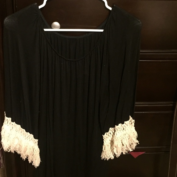 Beautiful boutique tunic