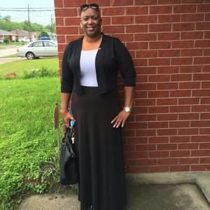 Meet your Posher, Monique